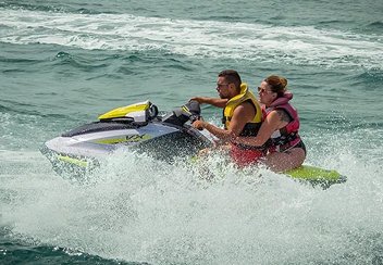 Jet Ski Dubai Marina 30 Minutes