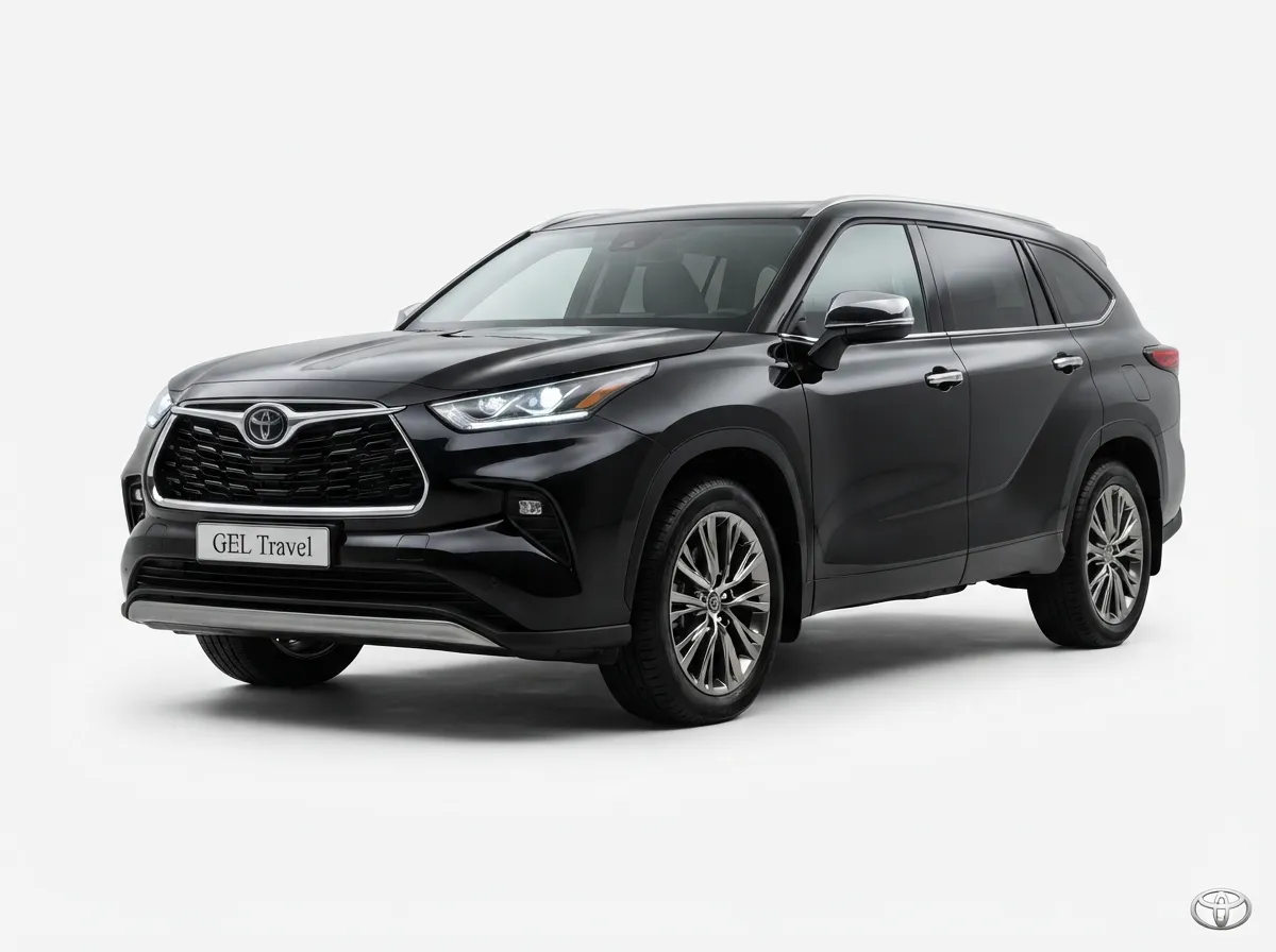 Toyota Highlander with chauffeur in Dubai
